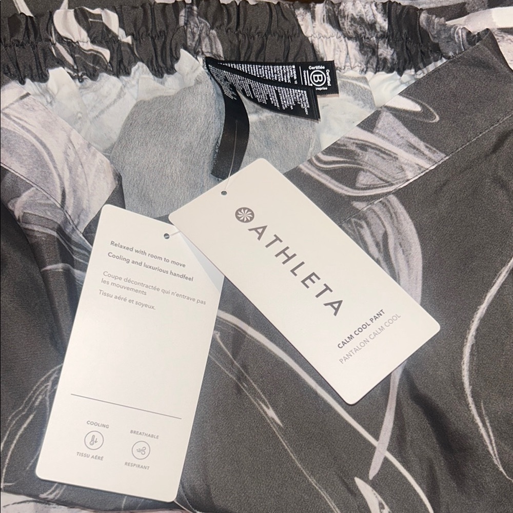 Athleta Women's Calm Cool Sleepwear Set, Size Small - Picture 10 of 12